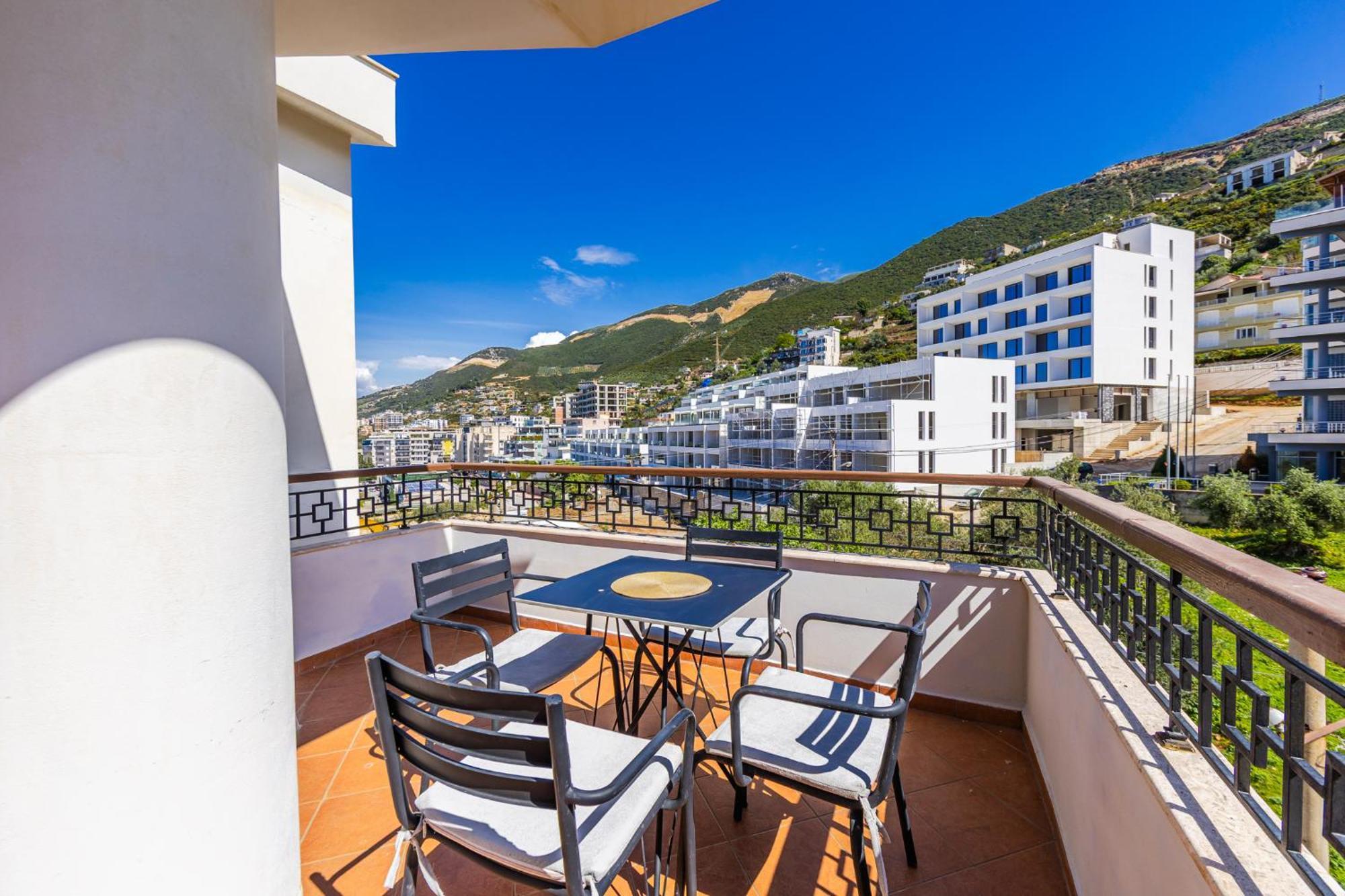 Melon Apartments Vlorë Buitenkant foto