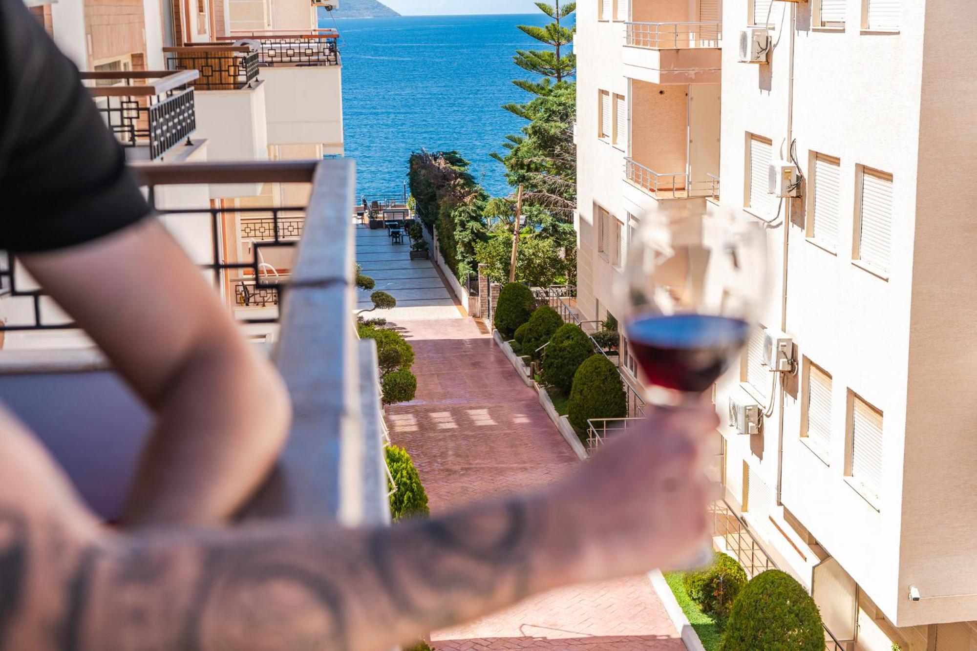 Melon Apartments Vlorë Buitenkant foto