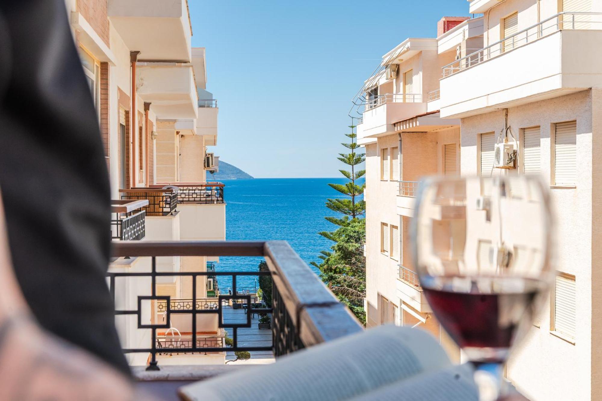 Melon Apartments Vlorë Buitenkant foto